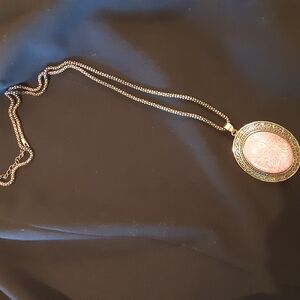 Elegant Pink Pendant Necklace